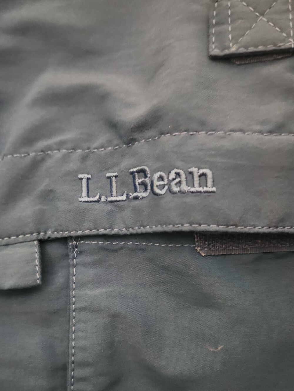 L.L. Bean Men's Light Blue Shirt Jacket with Button-Down Collar - Picture 5 of 6